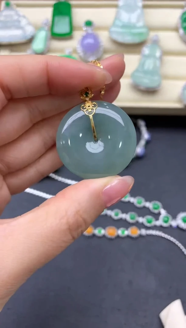 【闪购商品】翡翠颈饰18K金镶嵌308中国好珍宝