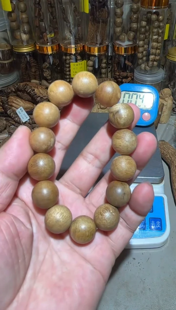 沉香沉香碎屑 柬埔寨菩萨（克）