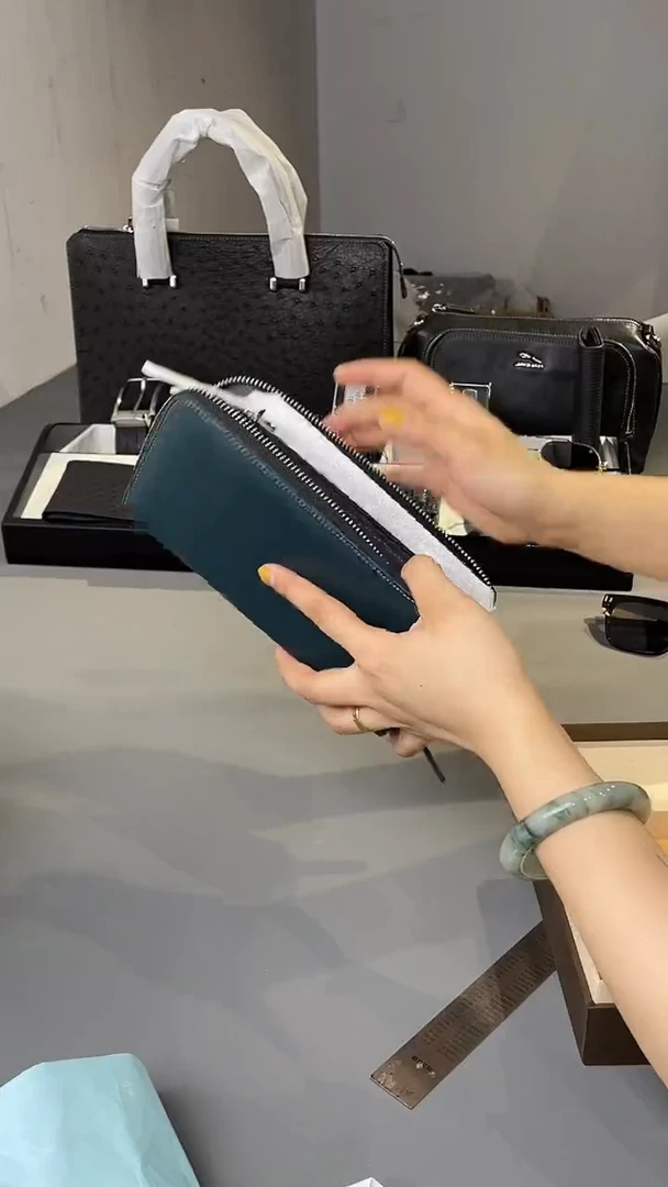 牛皮（革）韩爵绅士包包皮具154