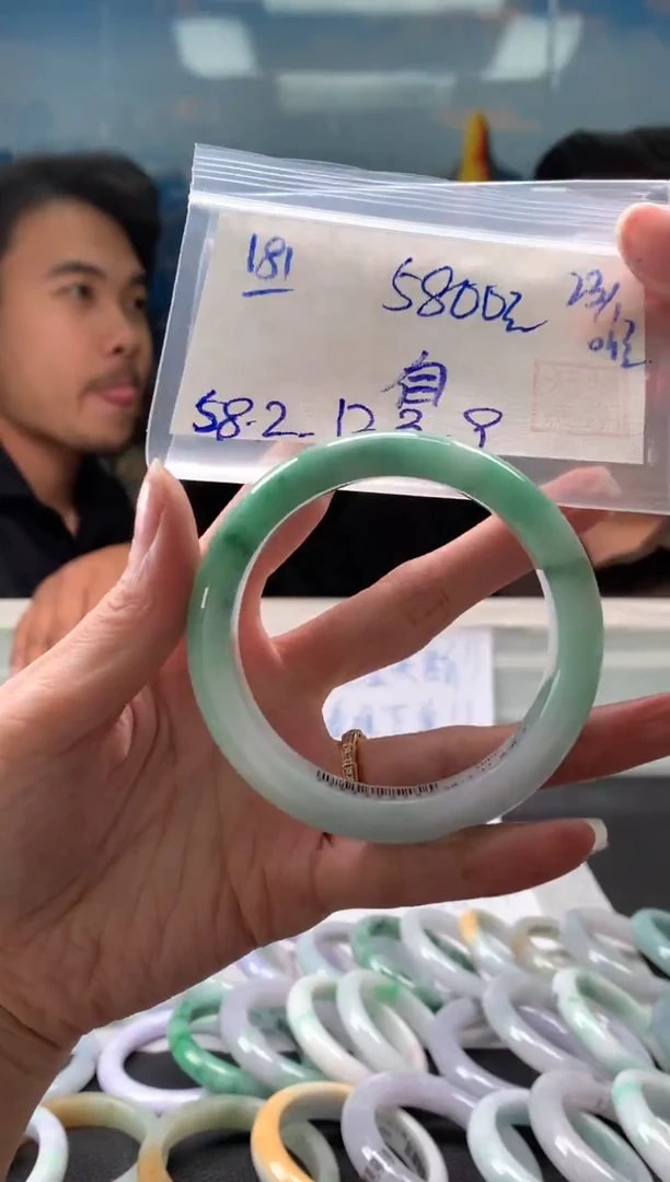 【闪购商品】翡翠手镯未镶嵌翡翠手镯 下单联系小耳机#181