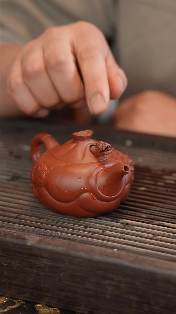 茶壶紫砂B*B鱼化龙 小品