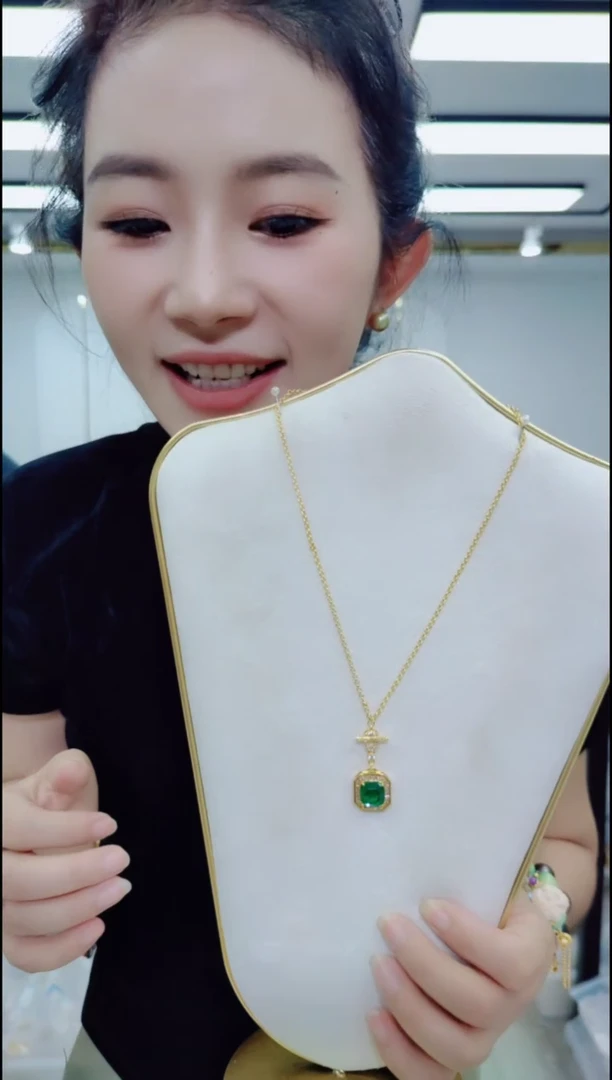 无非金属08143绿方镶嵌吊坠