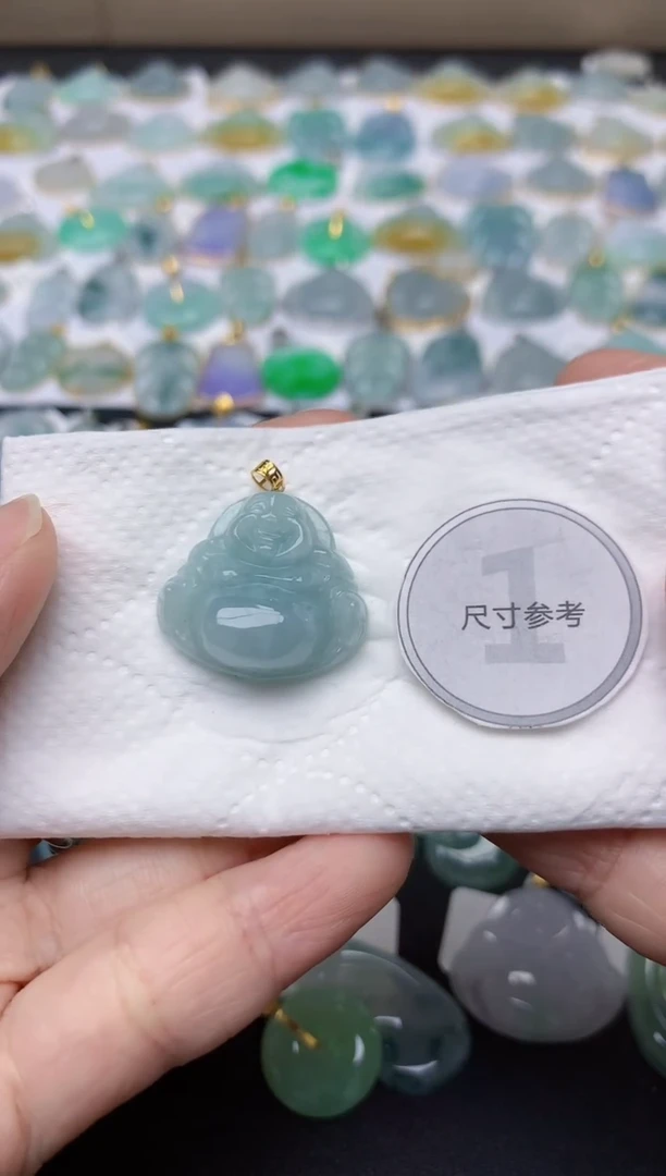 翡翠18K金镶嵌颈饰天然缅甸A货翡翠