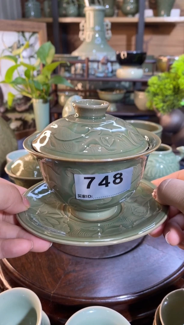 【闪购商品】900091手工刻花盖碗1只微瑕748