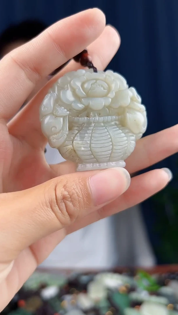 未镶嵌和田玉挂件拍一发一，多样性发货