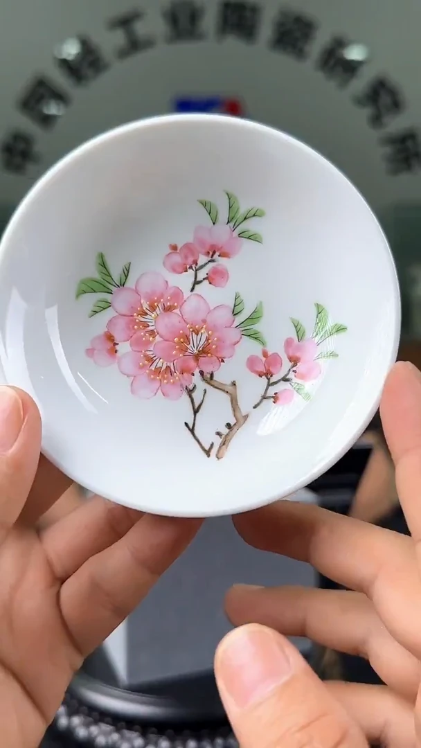 摆件釉上水点桃花碟子