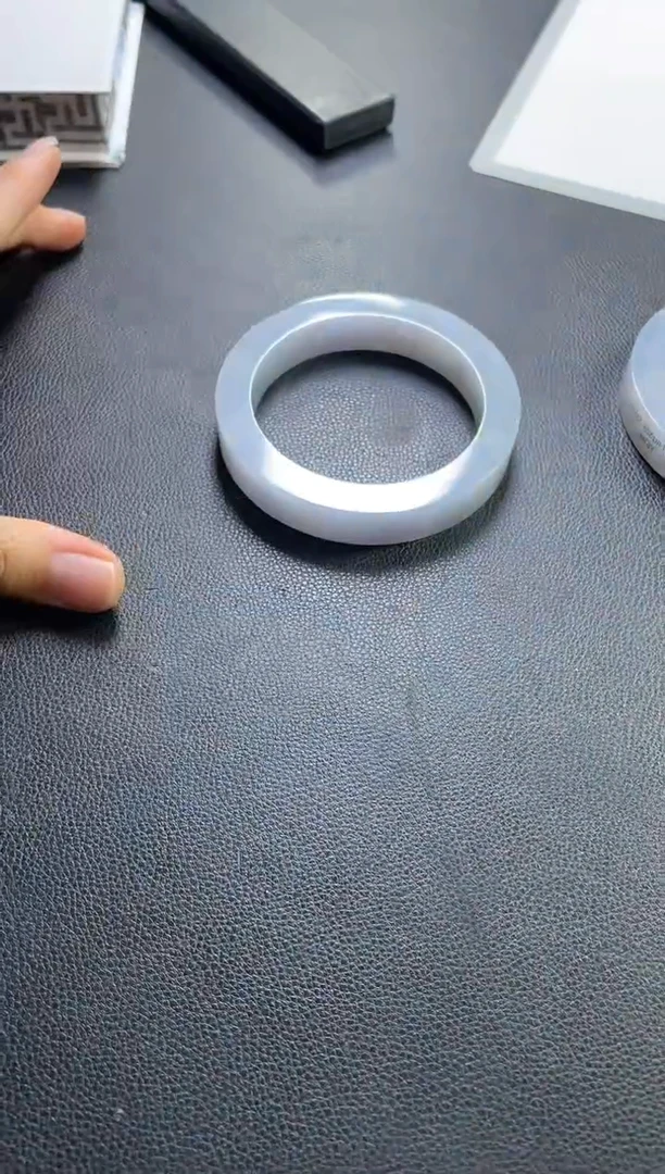 定制翡翠手镯未镶嵌就***静手镯