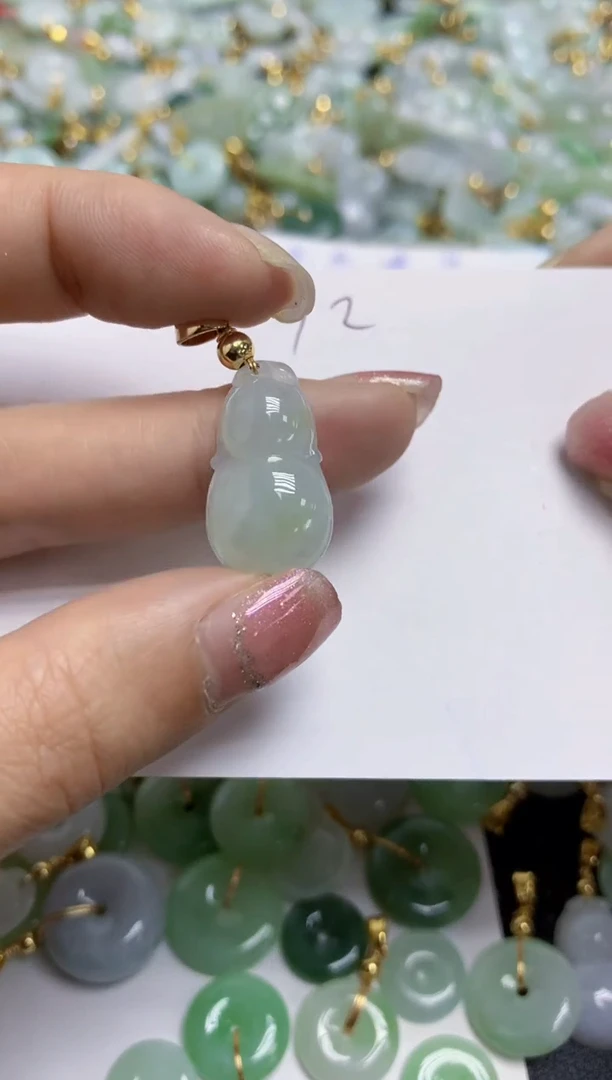 【闪购商品】翡翠颈饰合金天然翡翠A货