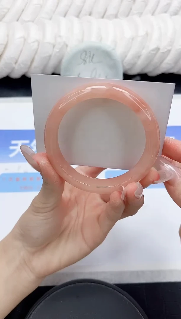 未镶嵌手镯石英质玉172-58