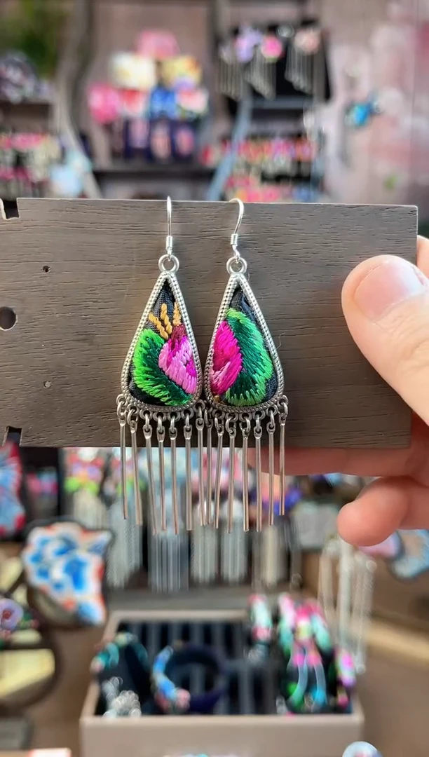 织绣民族风手工非遗老绣饰品618