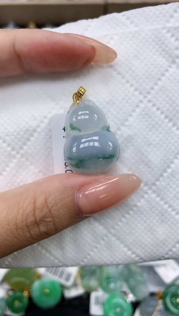 颈饰18K金镶嵌翡翠11111111111