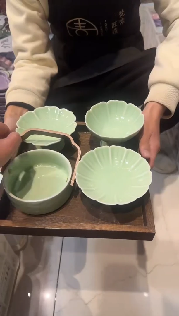 瓷片瓷微瑕商品 介意勿拍【带托盘】