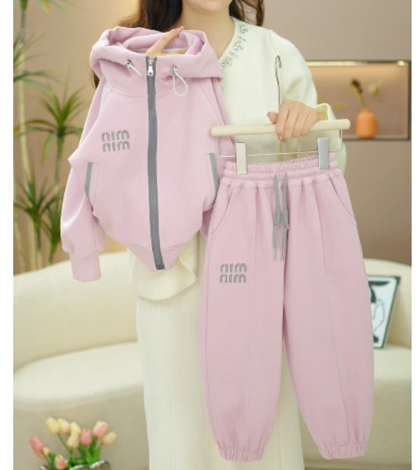 逗小铺【七尚】春款女童洋气酷帅时尚连帽运动休闲春秋两件套A068