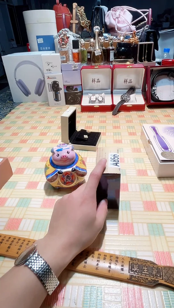 瓷片瓷器 库房到期 全部地板价@@1