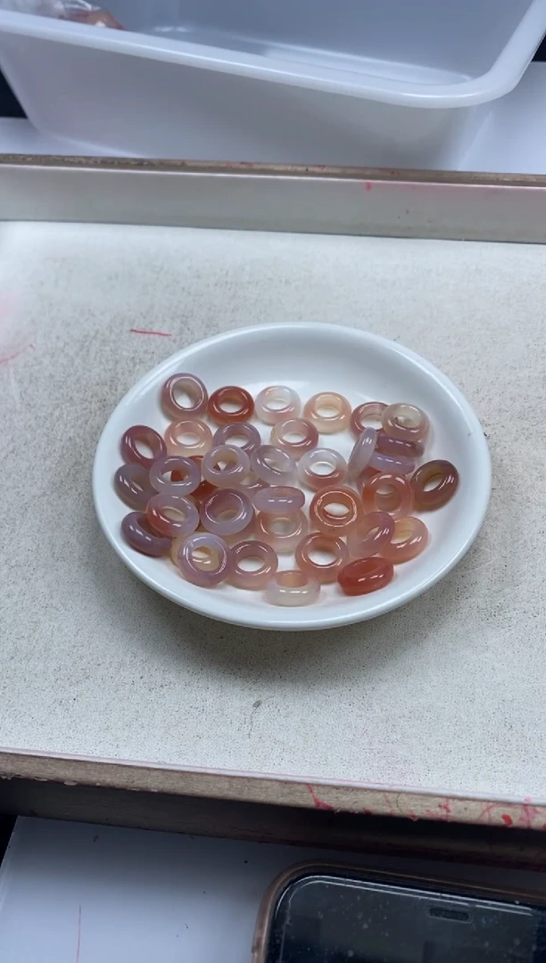 【闪购商品】玛瑙/玉髓颈饰未镶嵌w532盐源跑环*1个