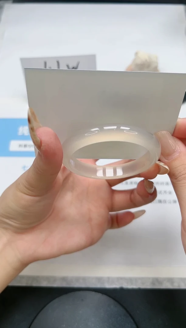 【闪购商品】玛瑙/玉髓手镯未镶嵌55/香槟48.9