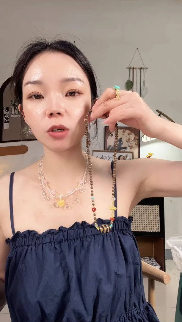 未镶嵌颈饰水晶Q564QQQQQ