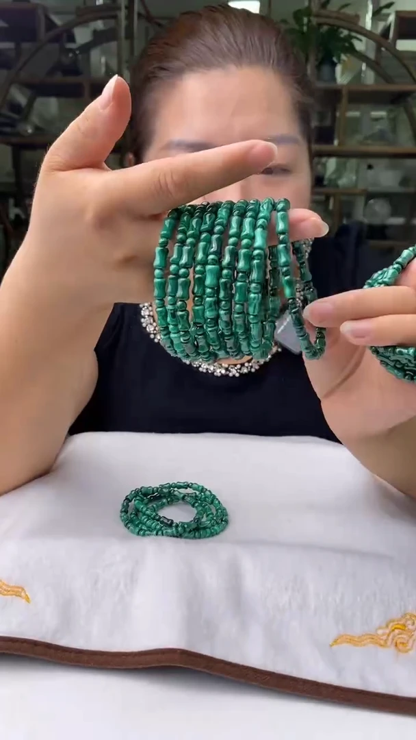 孔雀石未镶嵌手串孔雀石竹节款手串多样性发其一