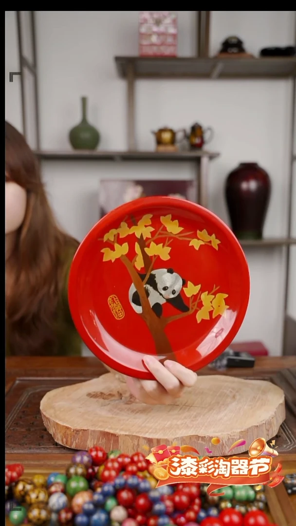 雕银丝光枫叶熊猫圆盘21