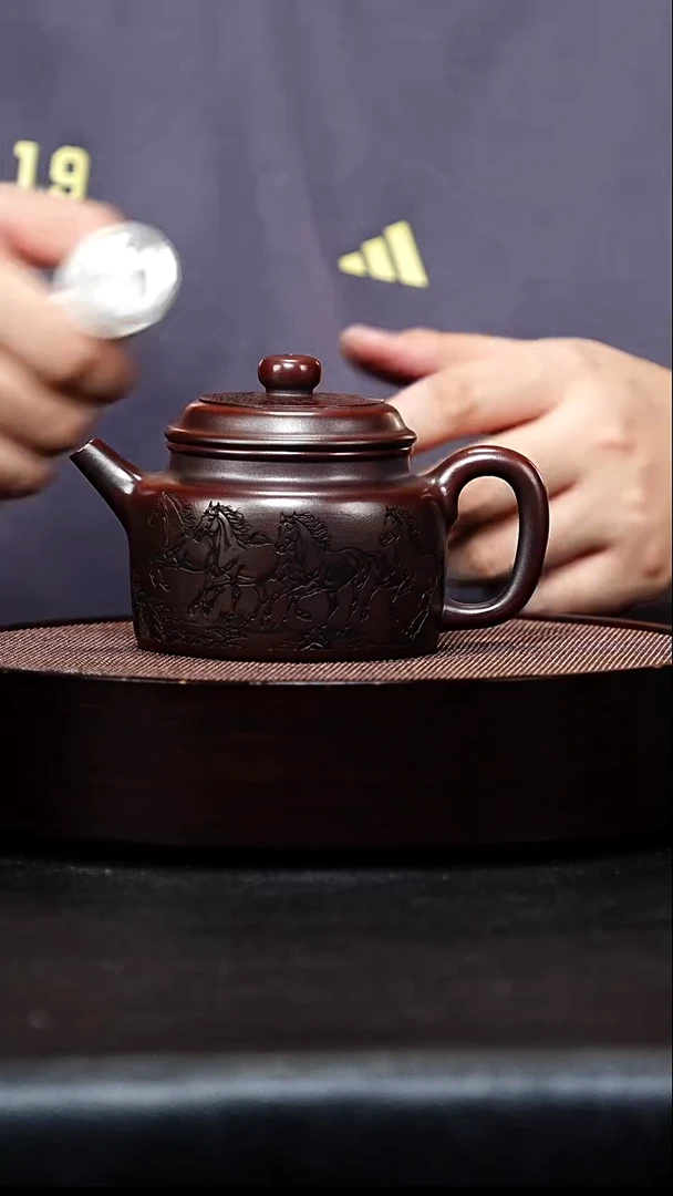 茶壶紫砂八骏德钟