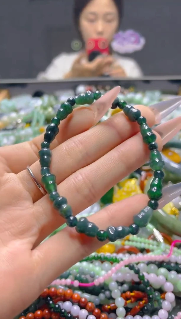 颈饰未镶嵌翡翠5MM