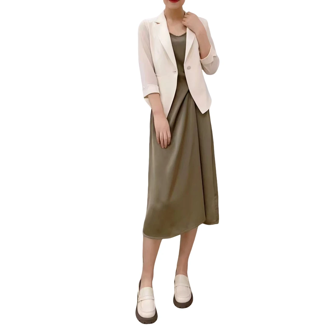 【YY604微瑕】2025年新款时尚气质修身吊带连衣裙+一粒扣西服两件套