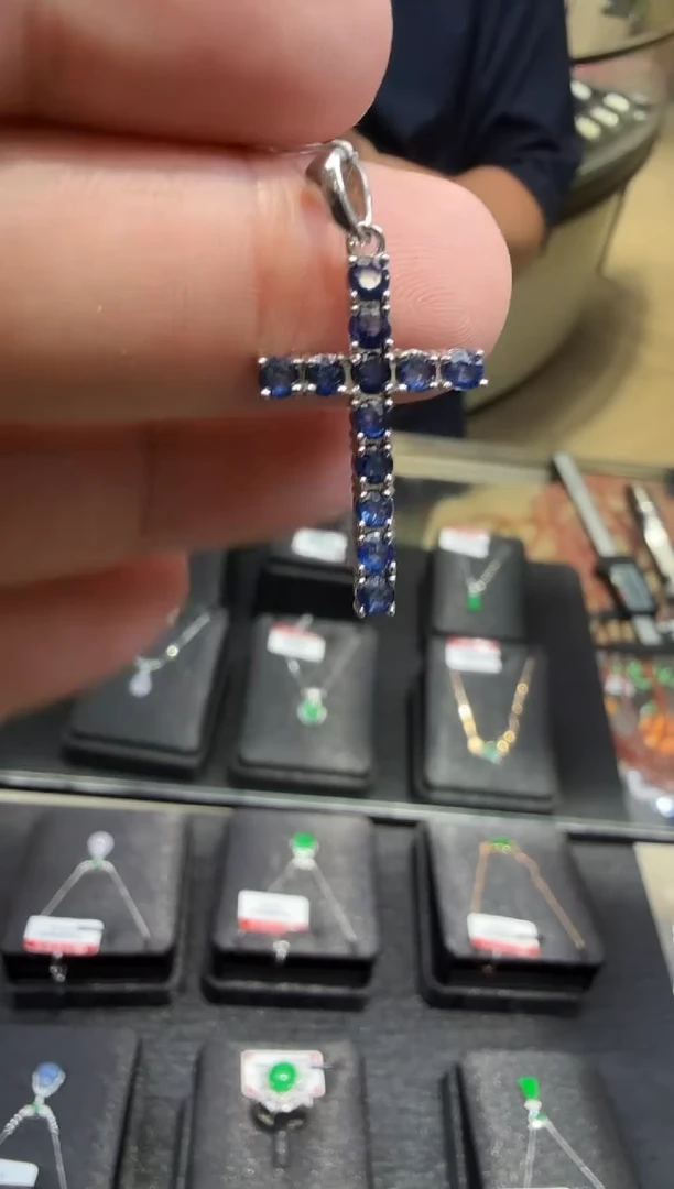 蓝宝石颈饰银S925镶嵌亏米福利