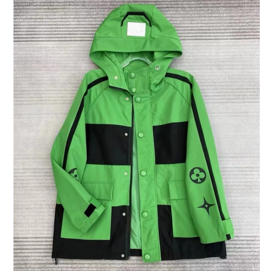 【南油玲姐】绿色冲锋衣连帽新款外套WT6642