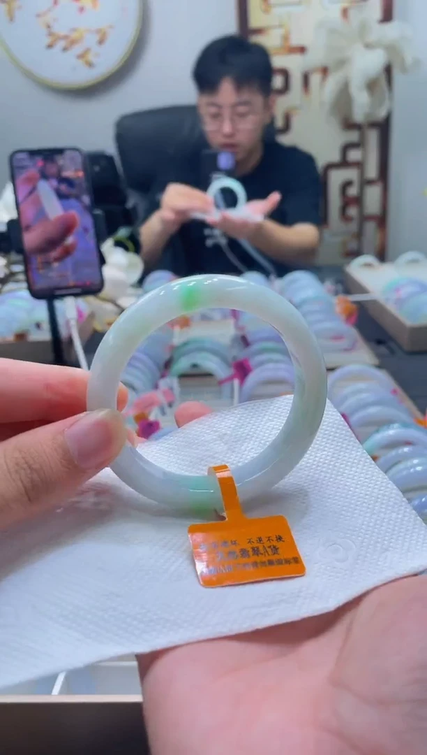 未镶嵌手镯翡翠032-57