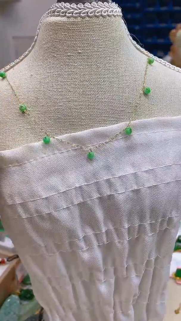 颈饰18K金镶嵌翡翠新号开播 全场乱卖