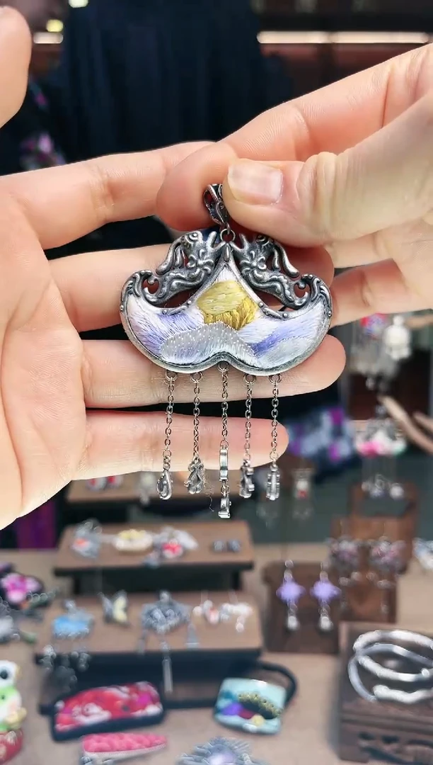 【闪购商品】织绣1913黔东南苗族刺绣