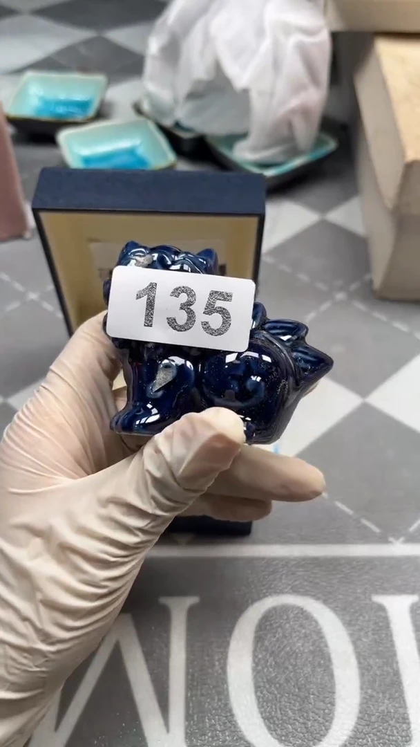 瓷片陶瓷如图所示周边