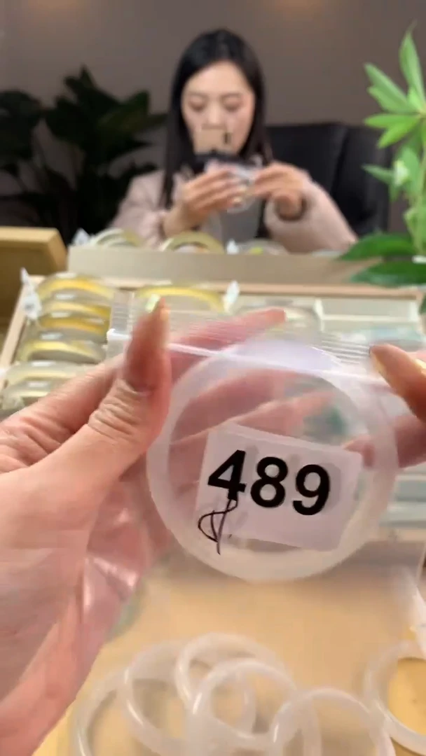 【闪购商品】玛瑙/玉髓手镯未镶嵌489