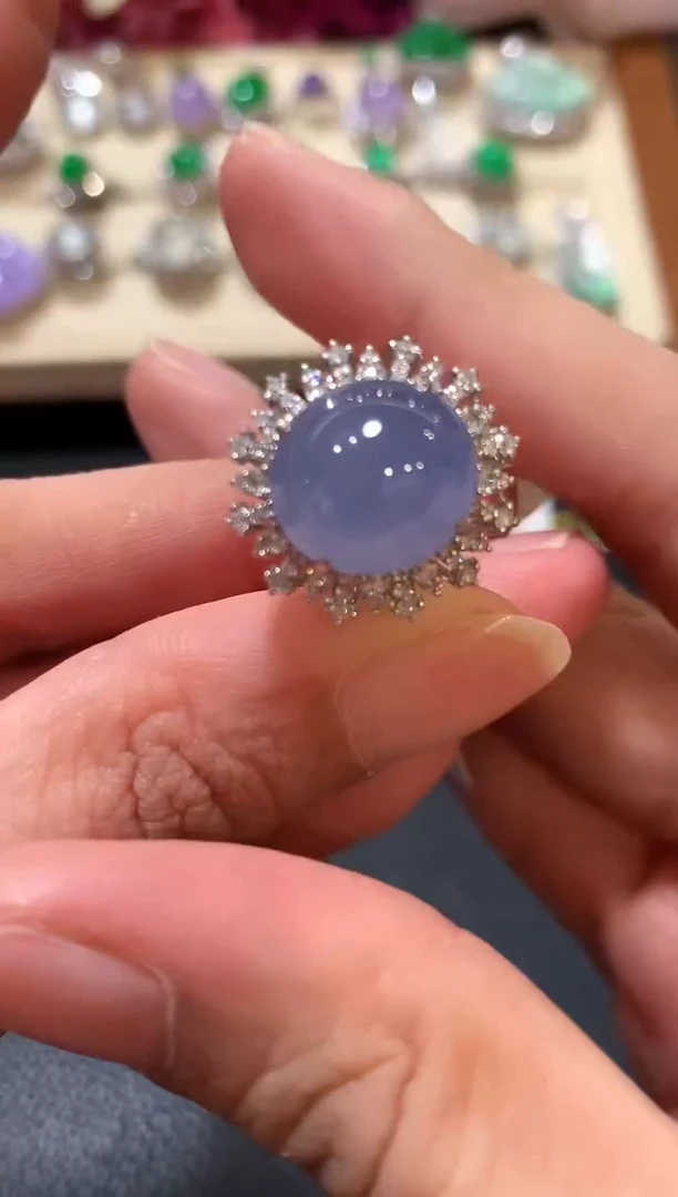 18K金镶嵌戒指翡翠z121   紫色有色差