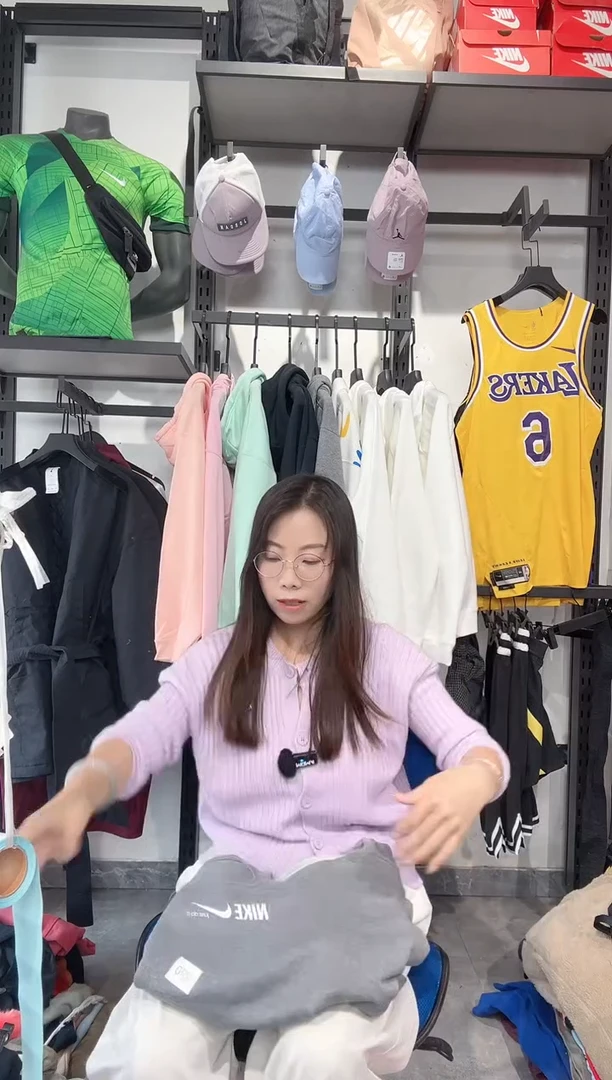 1488 编码 瑕疵款直播间过款为准 尺码 XS