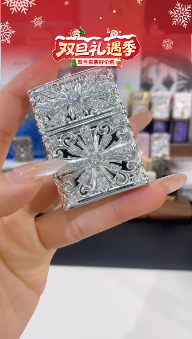 铜ZIPPO满钻克罗心带礼盒+油+火石+礼包