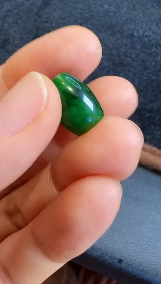 【闪购商品】翡翠颈饰未镶嵌00002500