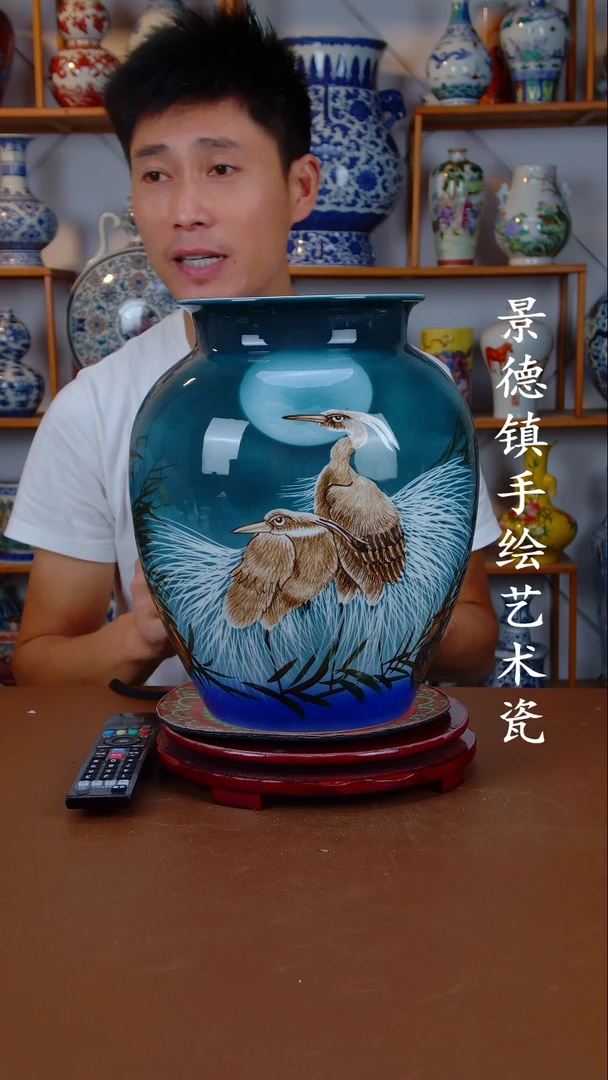 现代景德镇手工手绘陶瓷摆件37