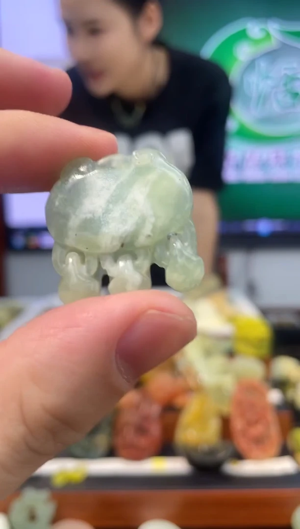 【闪购商品】岫玉吊坠未镶嵌·