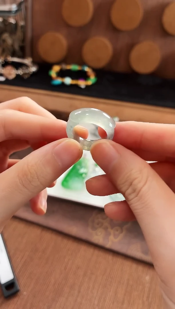 未镶嵌戒指翡翠手饰 9圈 （2）