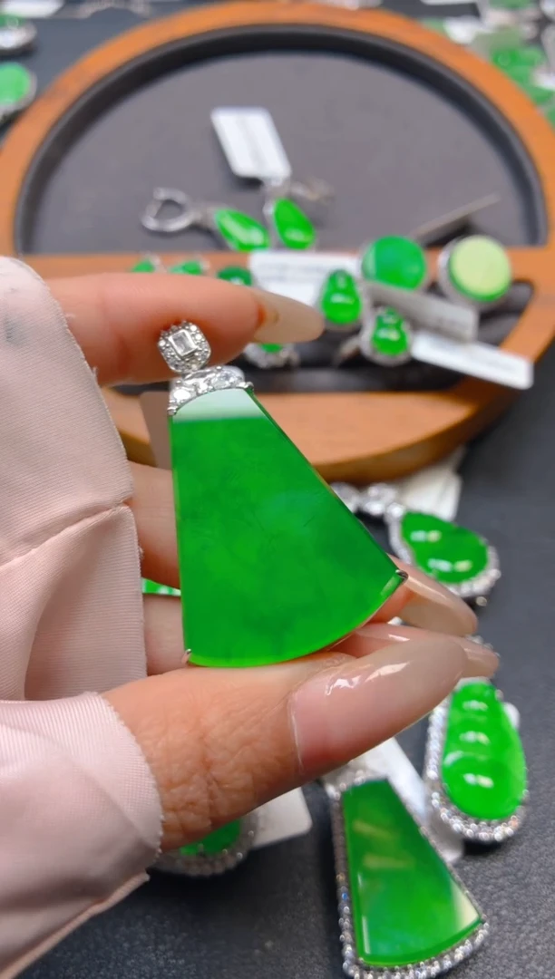 银S925镶嵌翡翠耳饰A****a1