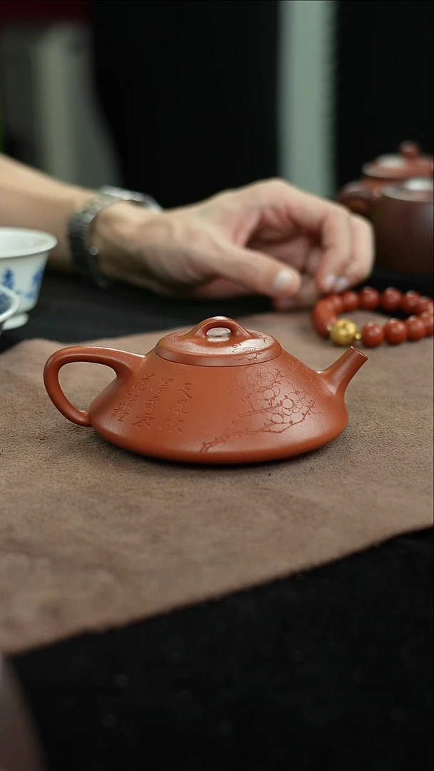 茶壶朱泥张春兴全手合瓢