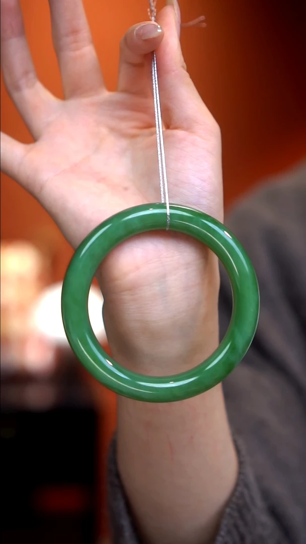 未镶嵌手镯和田玉和田玉粉青手镯 58圈