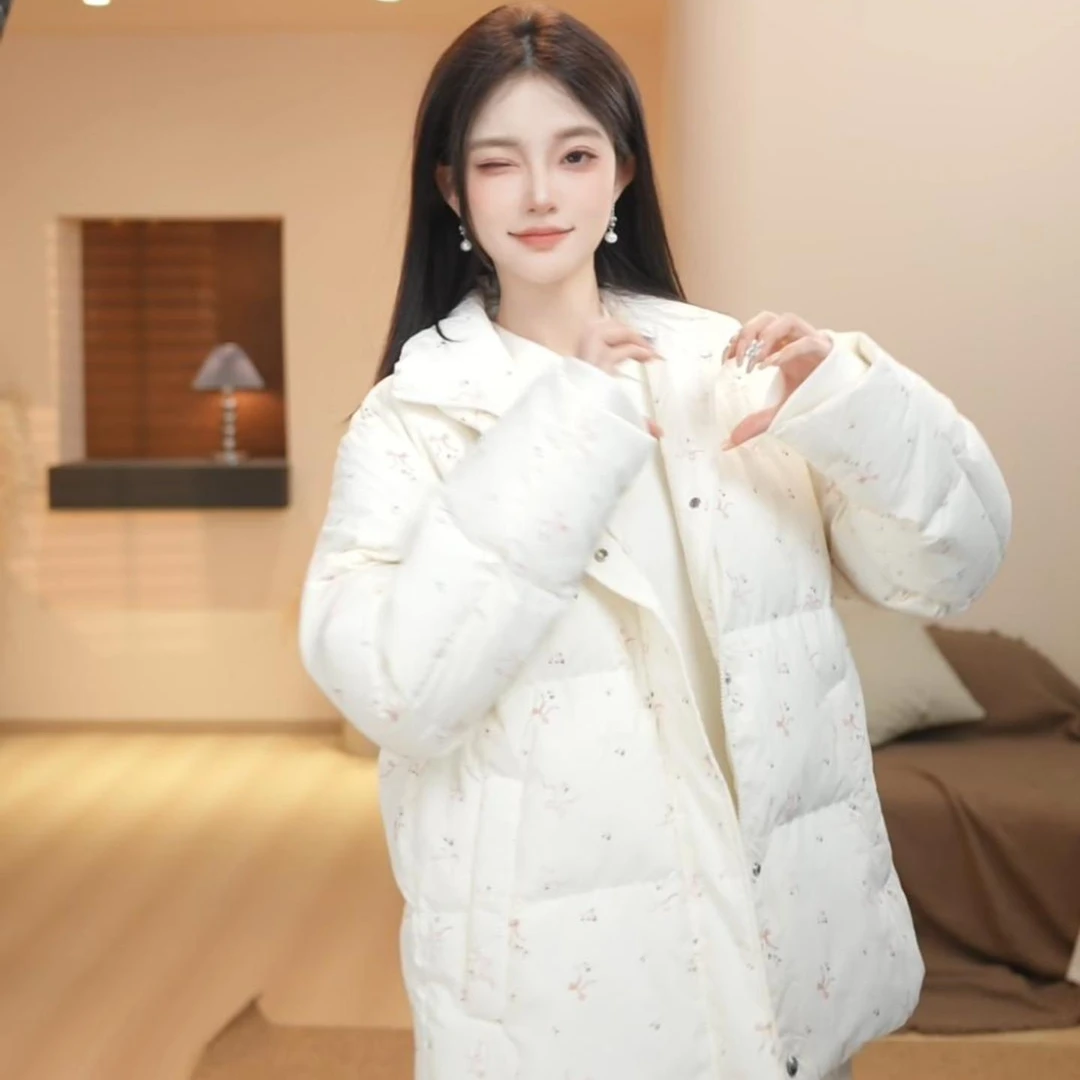 【新品】乐町立领面包羽绒服女24冬季新款保暖柔软加厚碎花羽绒外套