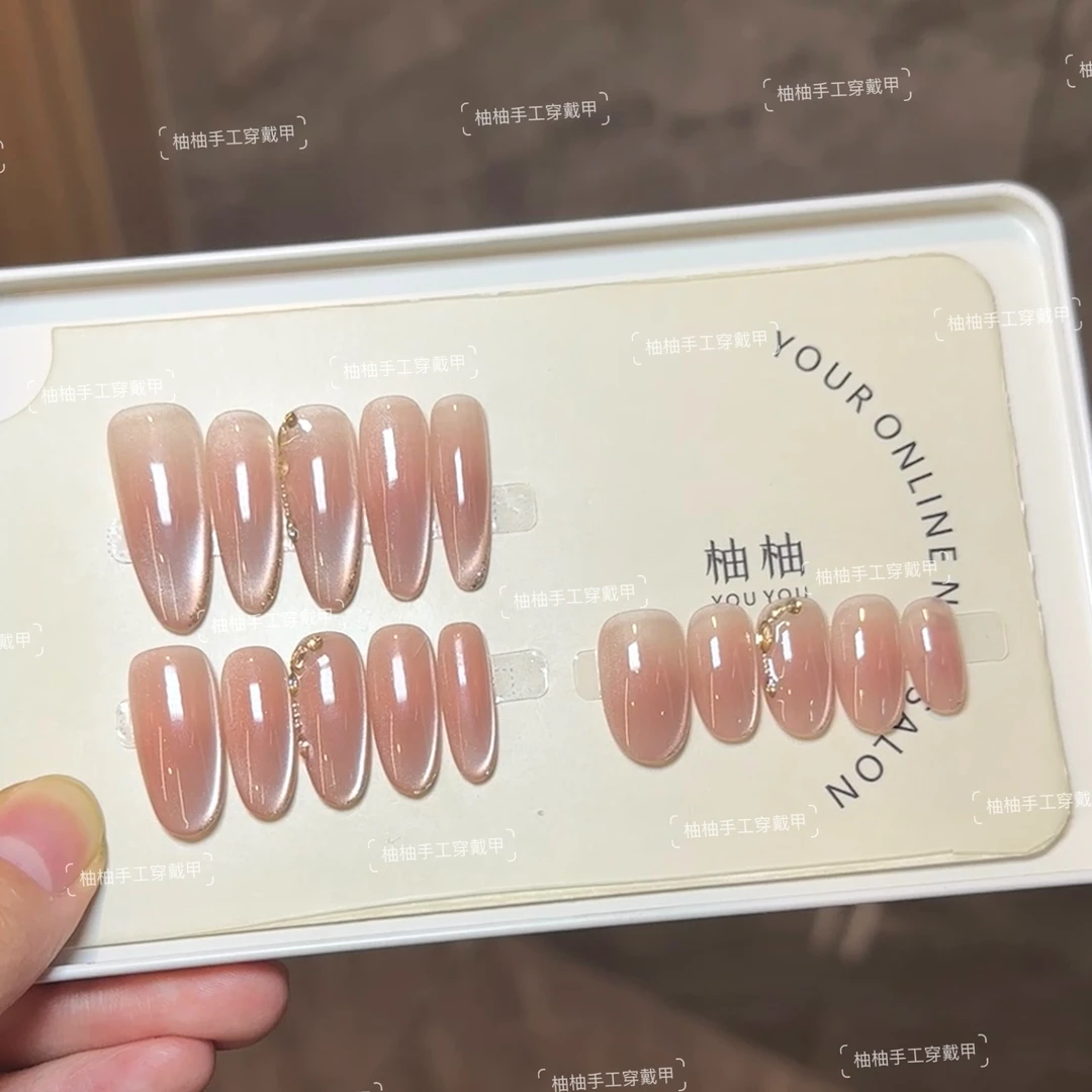 【月光流莹】纯手工穿戴甲柚柚锆石马眼猫眼腮红晕染显白高级感美甲