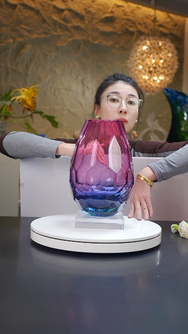 手工艺品琉璃金红蓝切面花器带底座