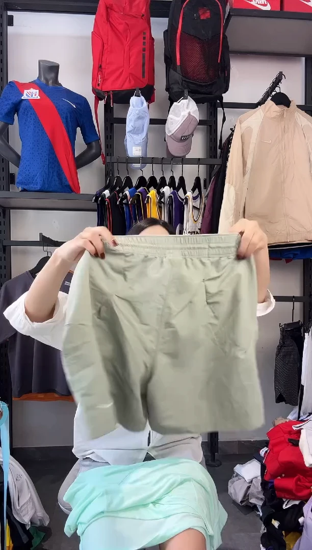 231 ·编码 耐克卫衣服饰过款为准 尺码·