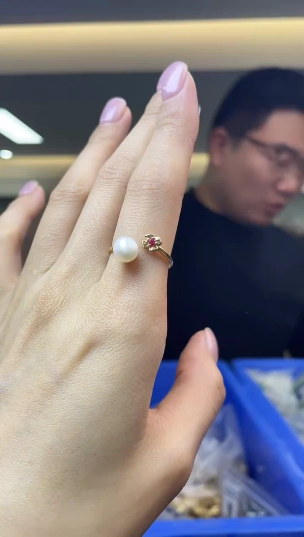 【闪购商品】淡水珍珠`未镶嵌多样性发一件