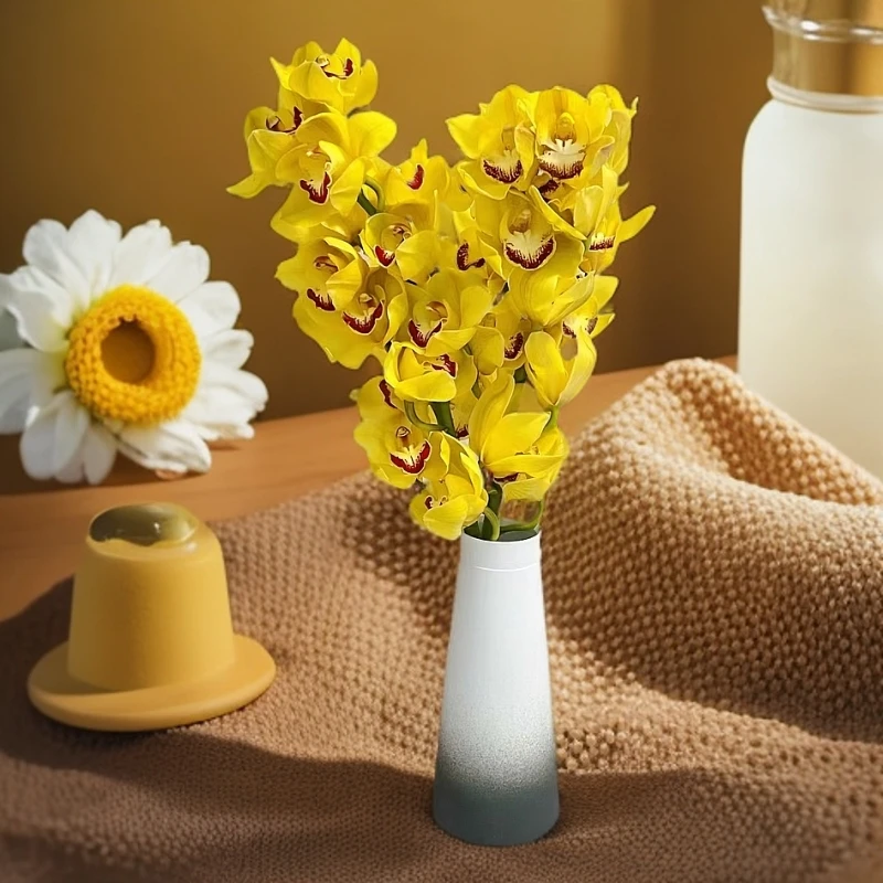 【大花蕙兰黄色2支】福建，广东，江浙沪皖，河北，山东，天津，北京地区鲜花专场，今天拍明天到。