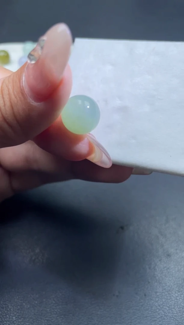 【闪购商品】翡翠颈饰未镶嵌BBBBBBB440